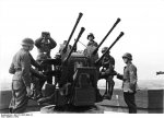 Bundesarchiv_Bild_101I-635-4000-24,_Deutschland,_Flakturm_mit_Vierlingsflak.jpg