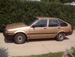 1984_Corolla_DX_at_544,204_Miles_(875,811_Kilometers).jpg