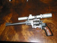 Ruger Super Redhawk mit 9.5-Zoll-Lauf.jpg