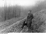 Bundesarchiv_Bild_102-04216A,_Walter_von_Keudell_auf_der_Jagd.jpg